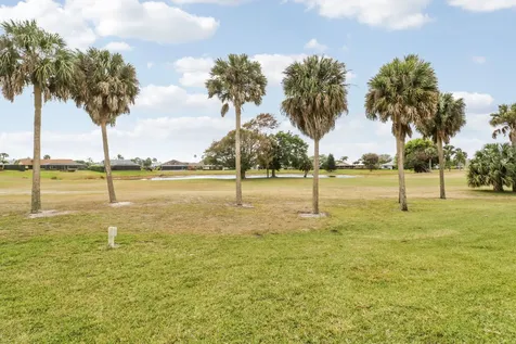 6980 SE Constitution Boulevard Hobe Sound FL 33455