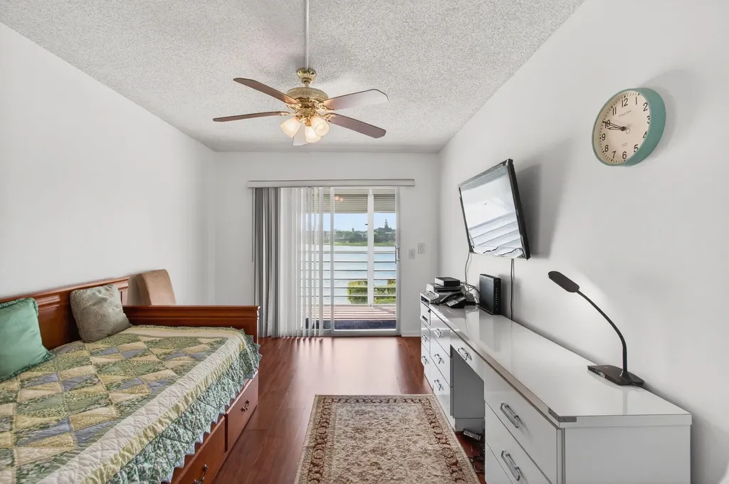 2035 Cornwall B Boca Raton FL 33434
