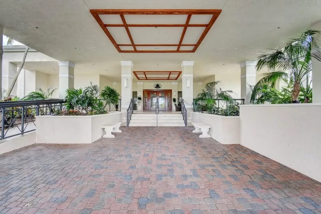 11177 Aspen Glen Drive Boynton Beach FL 33437