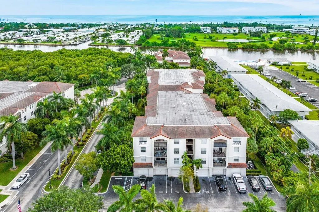 1302 Tuscany Way Boynton Beach FL 33435