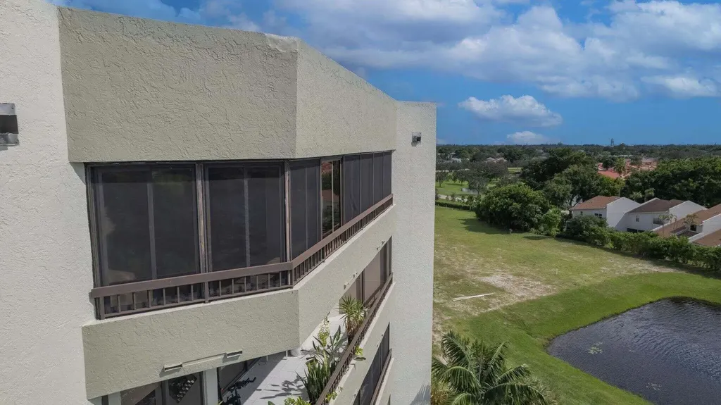 6372 La Costa Drive Boca Raton FL 33433