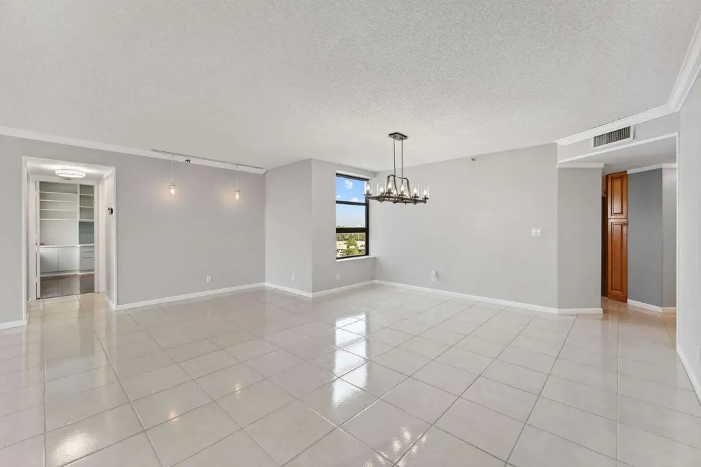 6372 La Costa Drive Boca Raton FL 33433