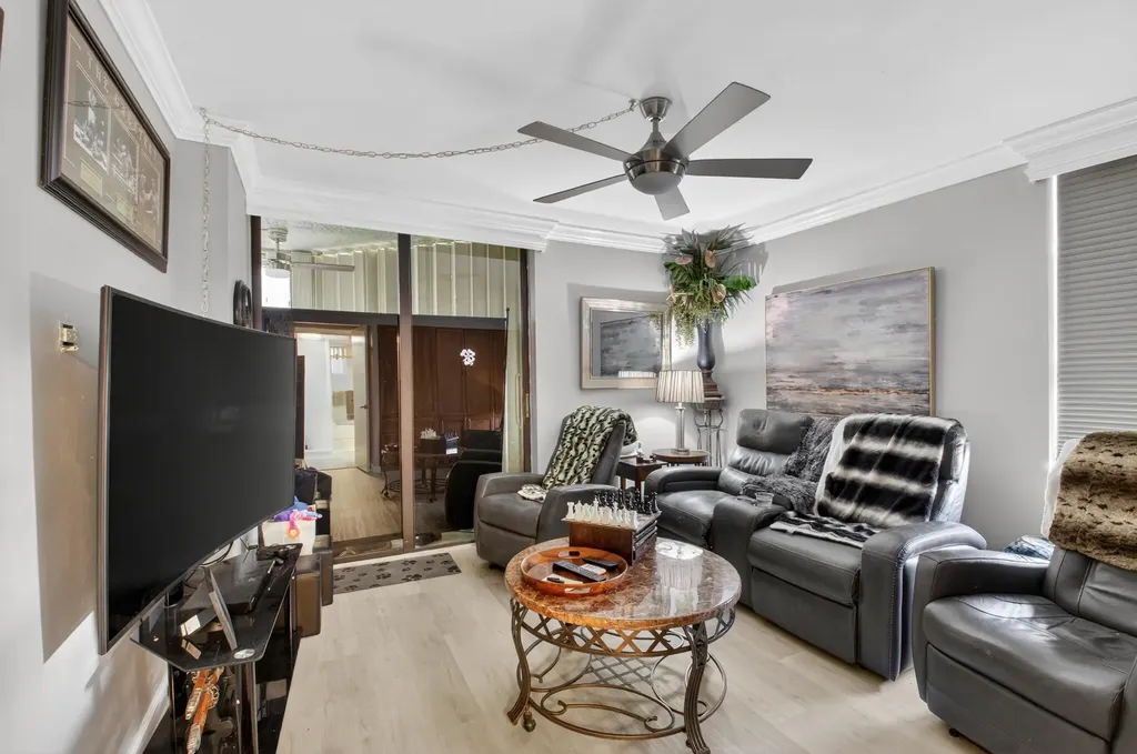 6372 La Costa Drive Boca Raton FL 33433