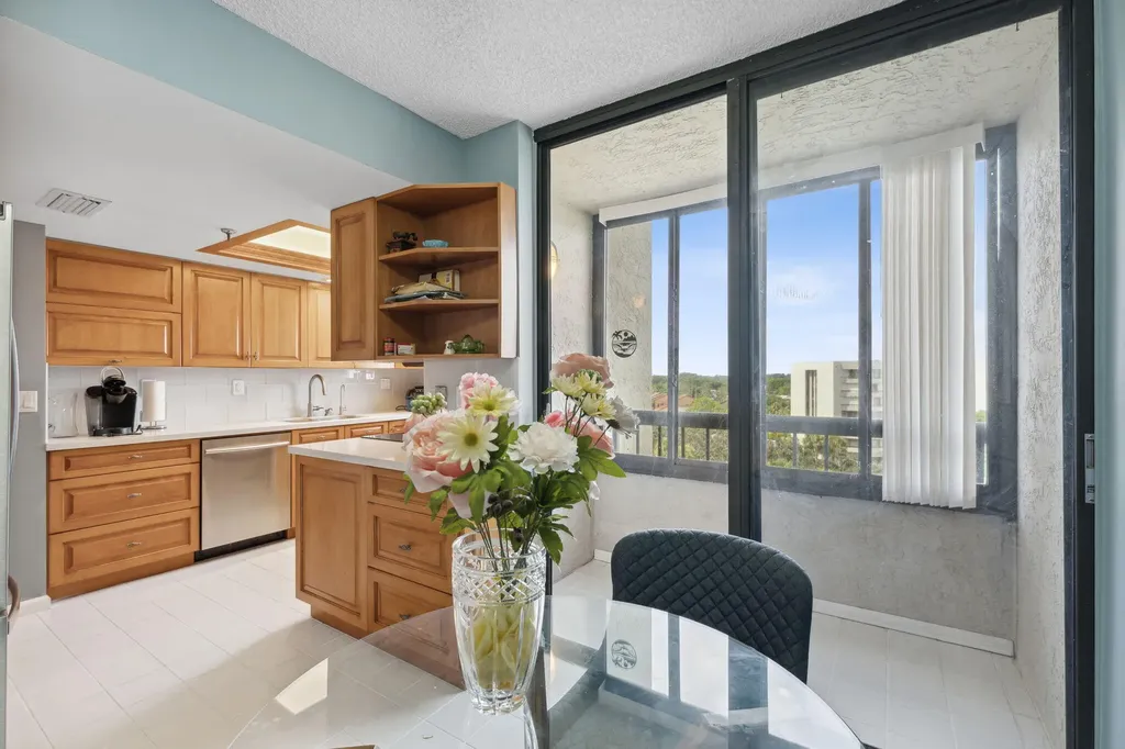 6372 La Costa Drive Boca Raton FL 33433