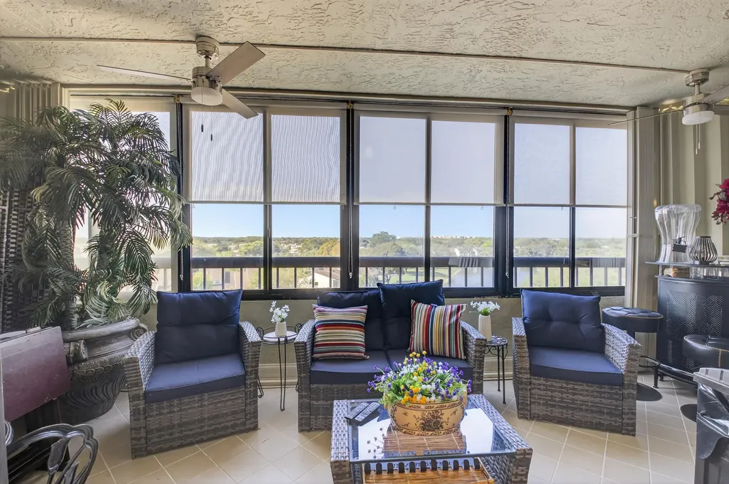 6372 La Costa Drive Boca Raton FL 33433
