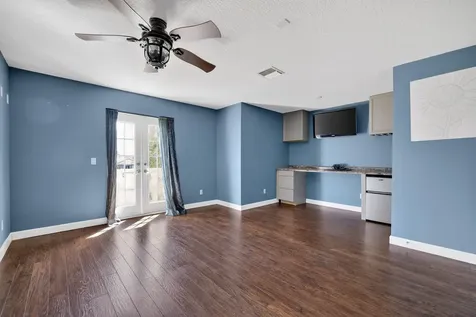 461 SE Pine Road Port St Lucie FL 34984