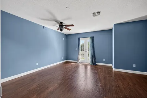 461 SE Pine Road Port St Lucie FL 34984