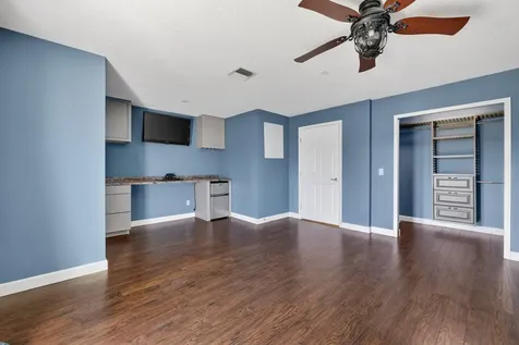 461 SE Pine Road Port St Lucie FL 34984