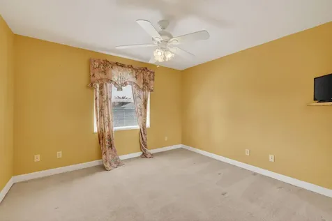 461 SE Pine Road Port St Lucie FL 34984