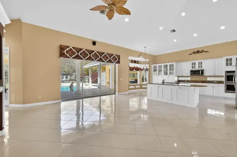 461 SE Pine Road Port St Lucie FL 34984
