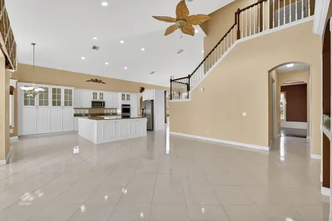 461 SE Pine Road Port St Lucie FL 34984