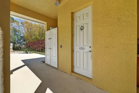461 SE Pine Road Port St Lucie FL 34984