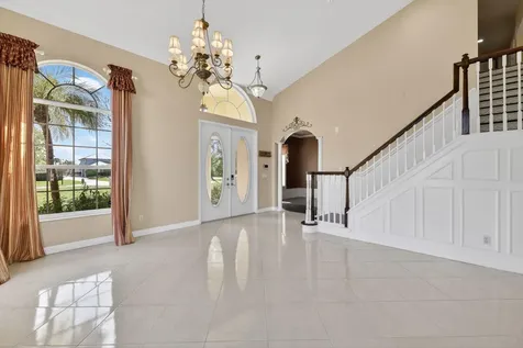 461 SE Pine Road Port St Lucie FL 34984
