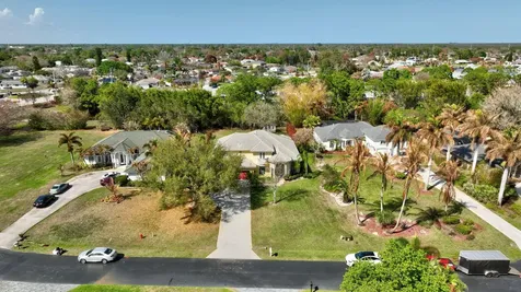 461 SE Pine Road Port St Lucie FL 34984