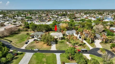 461 SE Pine Road Port St Lucie FL 34984