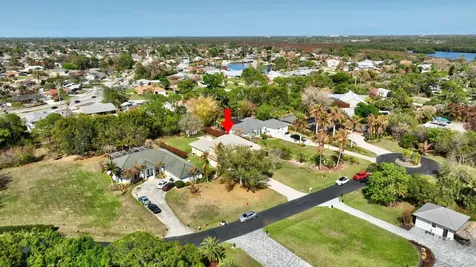 461 SE Pine Road Port St Lucie FL 34984