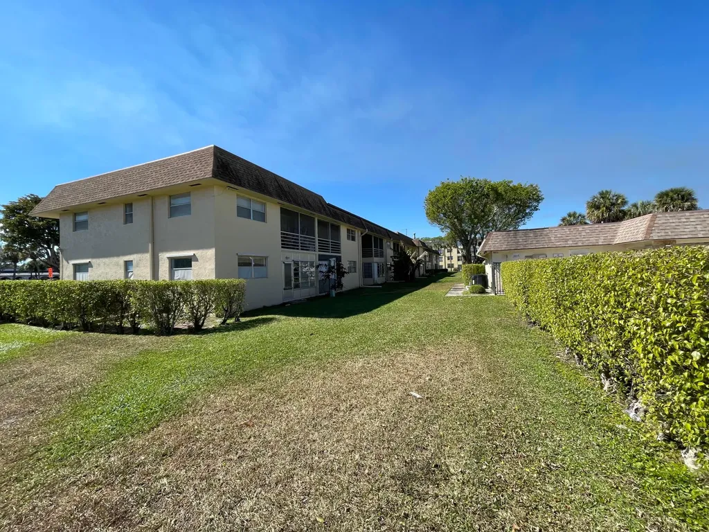 9911 Sandalfoot Boulevard Boca Raton FL 33428