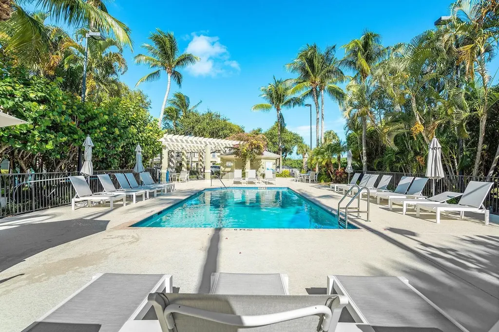 834 Kokomo Key Lane Delray Beach FL 33483