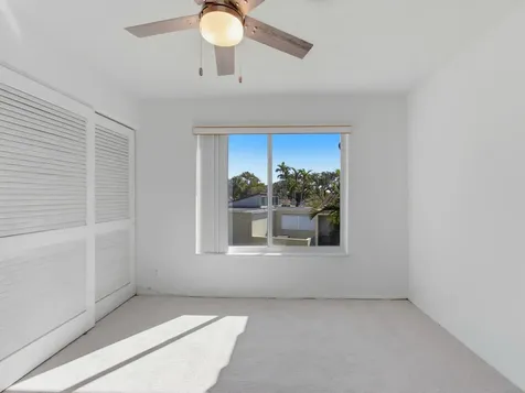 2580 Boundbrook Boulevard Palm Springs FL 33406