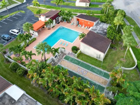 2580 Boundbrook Boulevard Palm Springs FL 33406