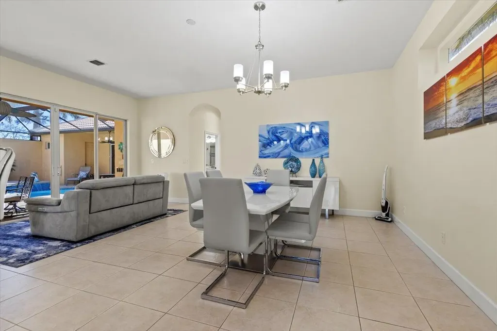 814 SW Saint Julien Court Port St Lucie FL 34986