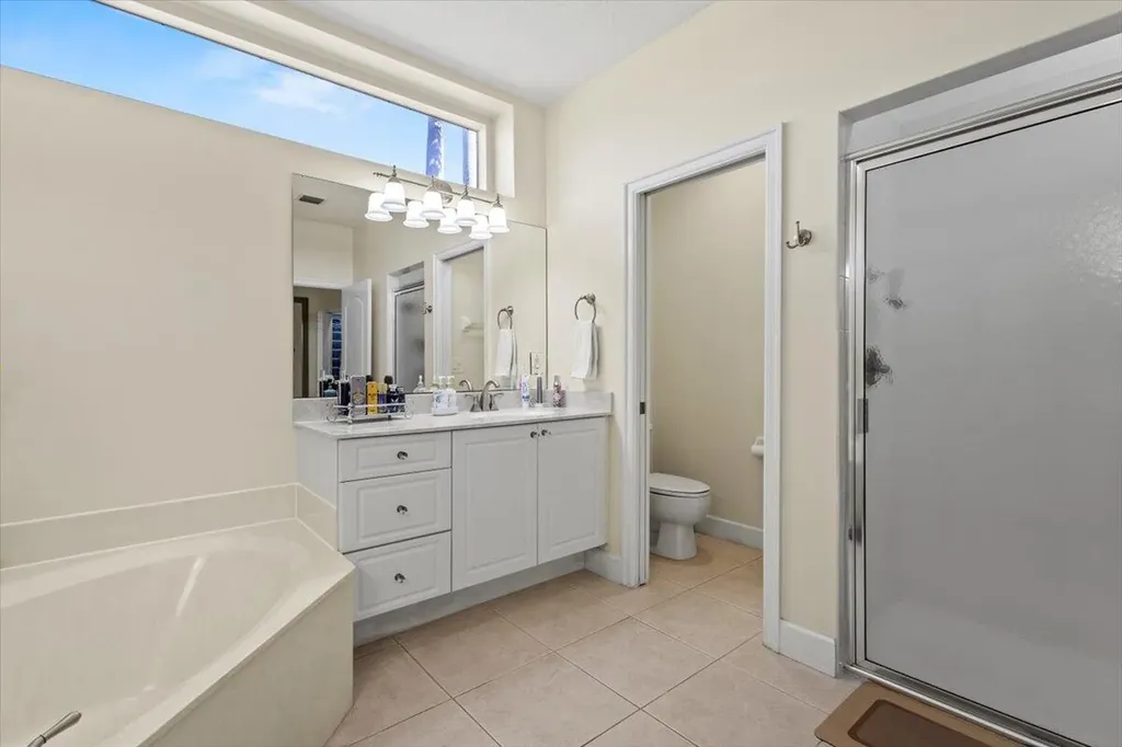 814 SW Saint Julien Court Port St Lucie FL 34986