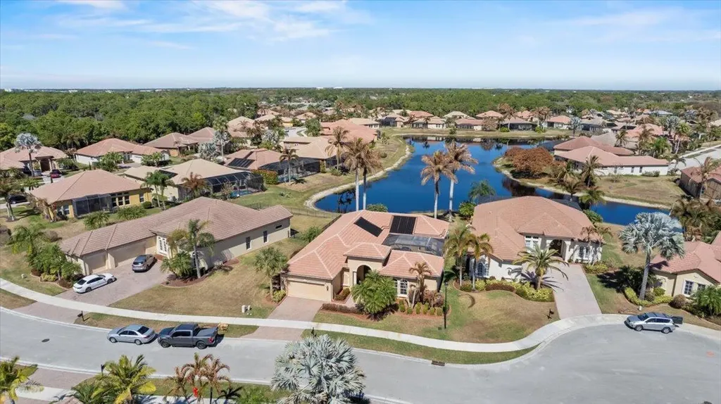 814 SW Saint Julien Court Port St Lucie FL 34986