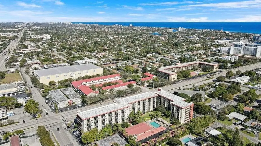 2350 NE 14th Street Causeway Pompano Beach FL 33062