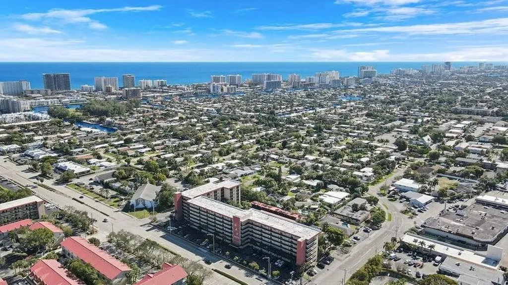 2350 NE 14th Street Causeway Pompano Beach FL 33062