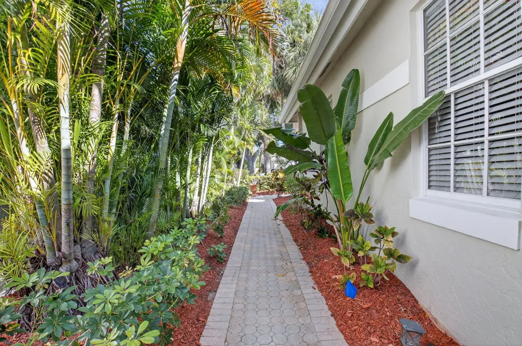 2476 NW 66th Drive Boca Raton FL 33496