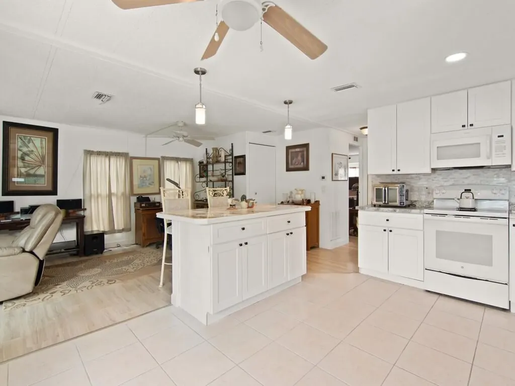 8 Brisa Lane Port St Lucie FL 34952