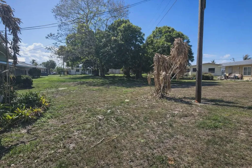 218 Olive Avenue Port St Lucie FL 34952