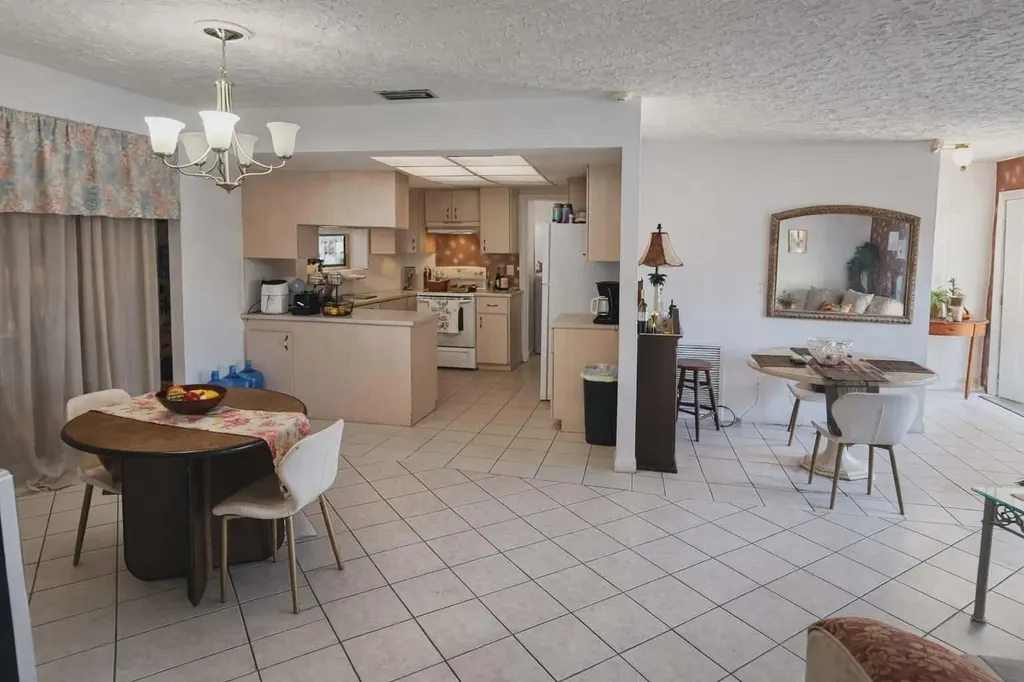 218 Olive Avenue Port St Lucie FL 34952