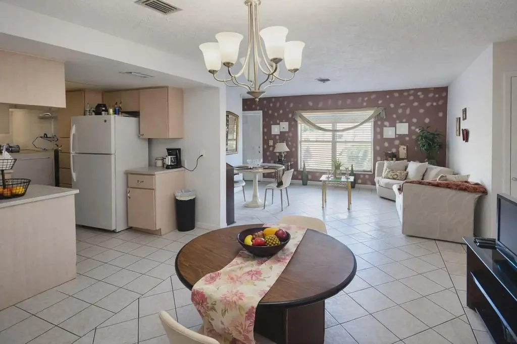 218 Olive Avenue Port St Lucie FL 34952