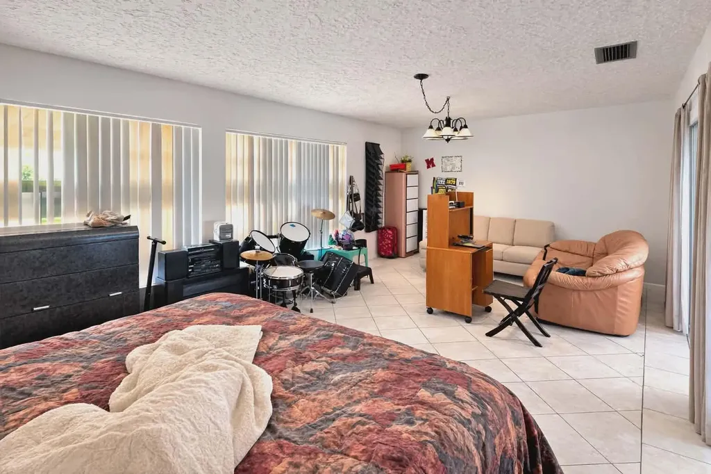 218 Olive Avenue Port St Lucie FL 34952