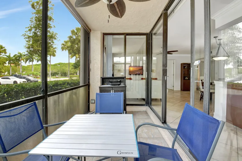 600 Egret Circle Delray Beach FL 33444