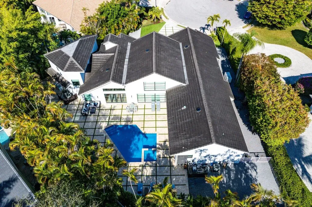3746 NW 53rd Street Boca Raton FL 33496