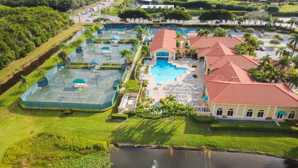5058 Glenville Drive Boynton Beach FL 33437
