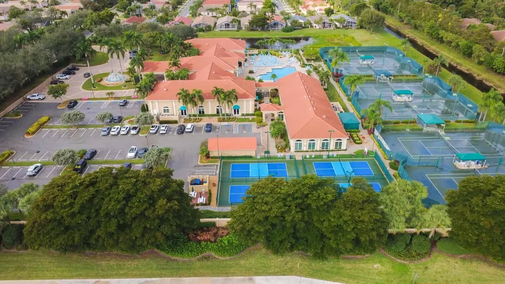 5058 Glenville Drive Boynton Beach FL 33437