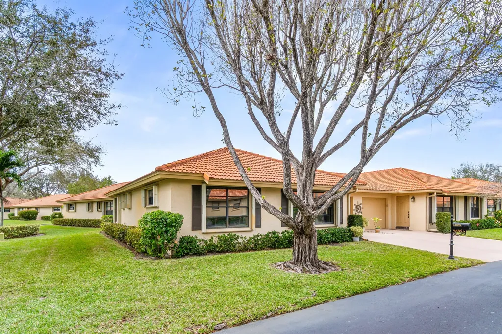 9885 Clusia Tree Drive Boynton Beach FL 33436