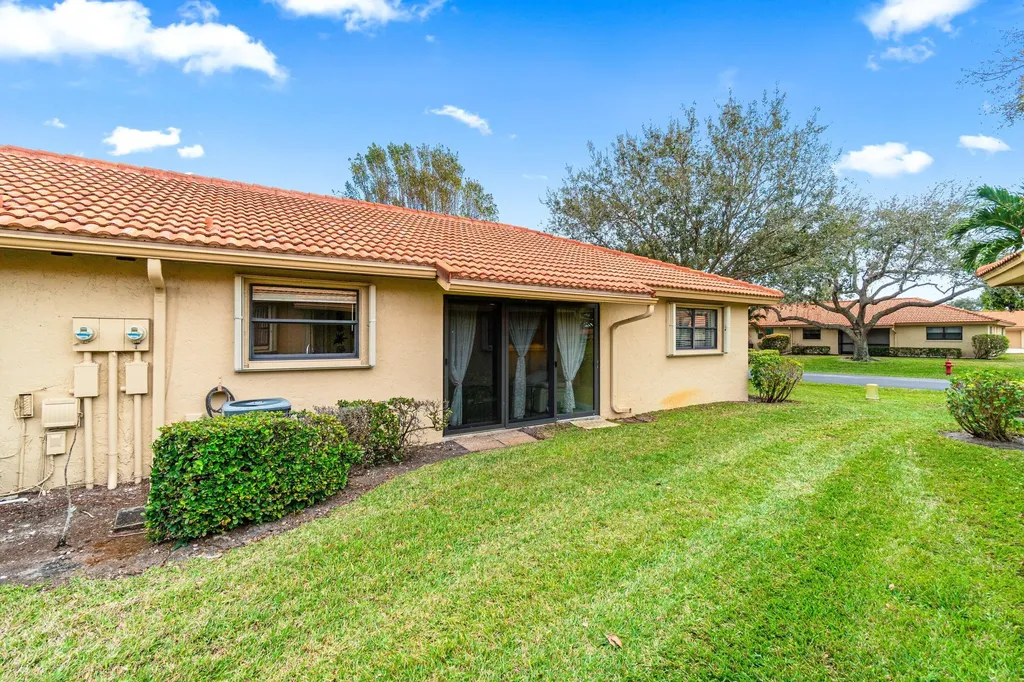 9885 Clusia Tree Drive Boynton Beach FL 33436