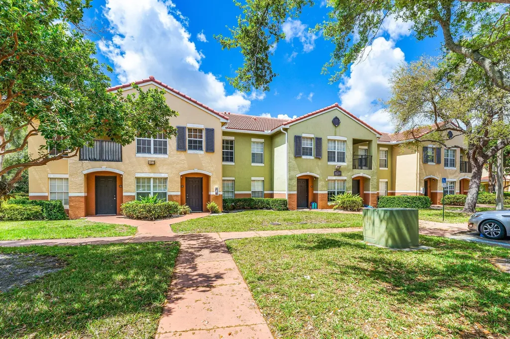 10354 Fox Trail Road S. Royal Palm Beach FL 33411