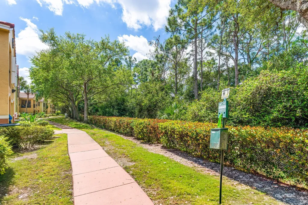 10354 Fox Trail Road S. Royal Palm Beach FL 33411