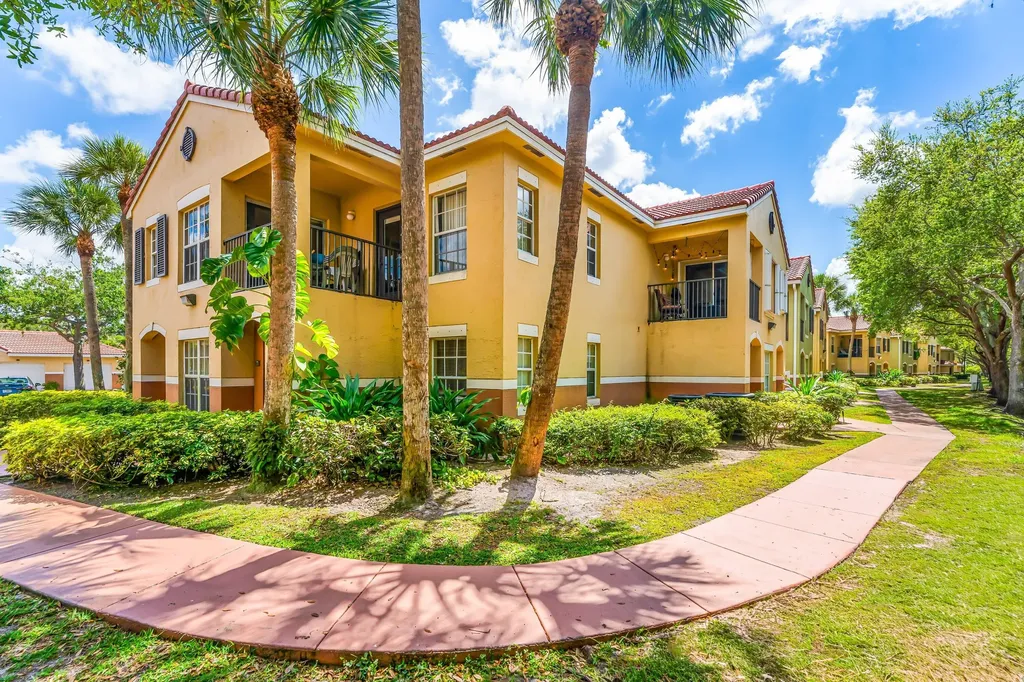 10354 Fox Trail Road S. Royal Palm Beach FL 33411