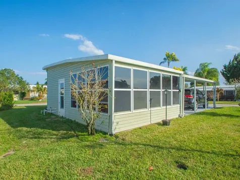 309 NE Pinelake Village Boulevard Jensen Beach FL 34957
