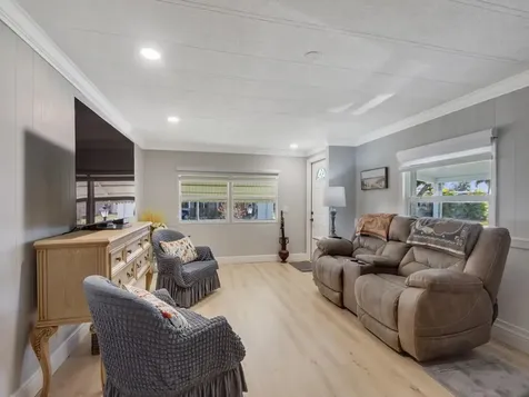 309 NE Pinelake Village Boulevard Jensen Beach FL 34957