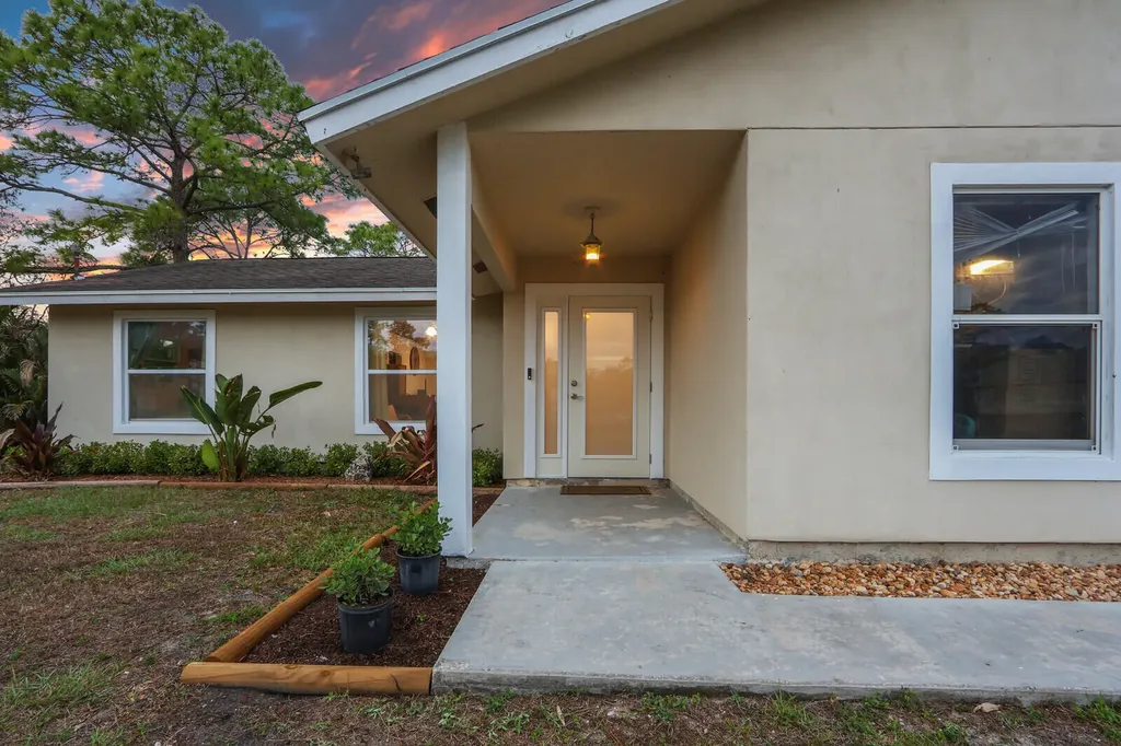 18019 43rd Road N Loxahatchee FL 33470