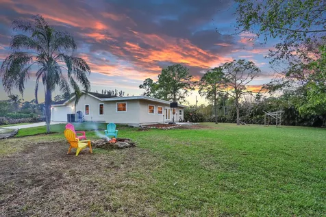 18019 43rd Road N Loxahatchee FL 33470