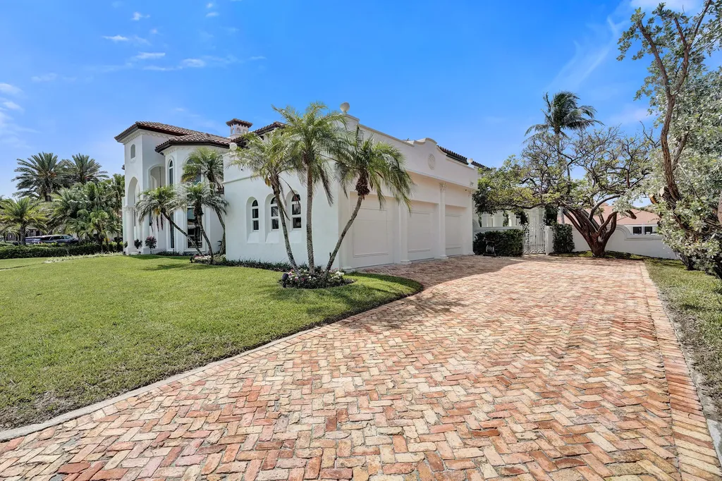 890 Lilac Drive Boca Raton FL 33487