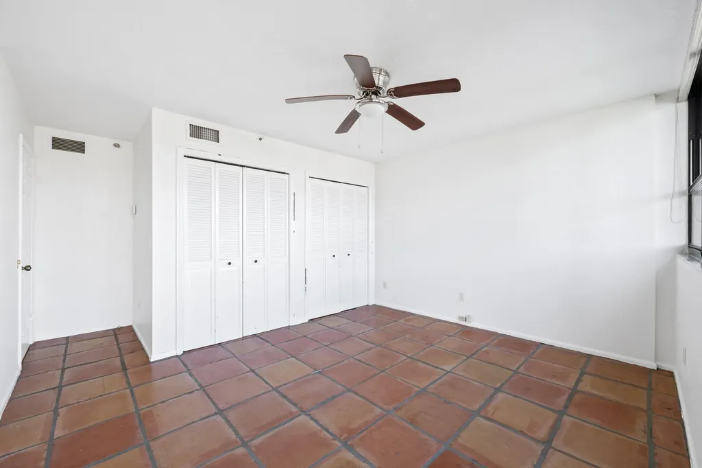 899 Jeffery Street Boca Raton FL 33487